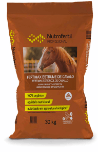 árvores de fruto estrume